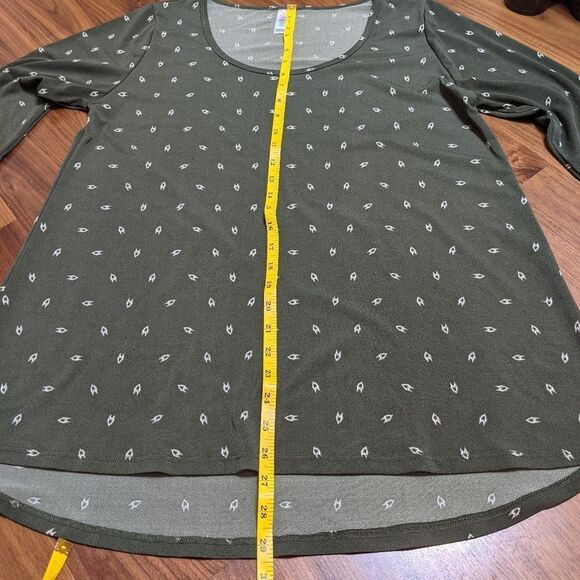 LuLaRoe Simply Comfortable Long Sleeve Top! - Picture 3 of 7